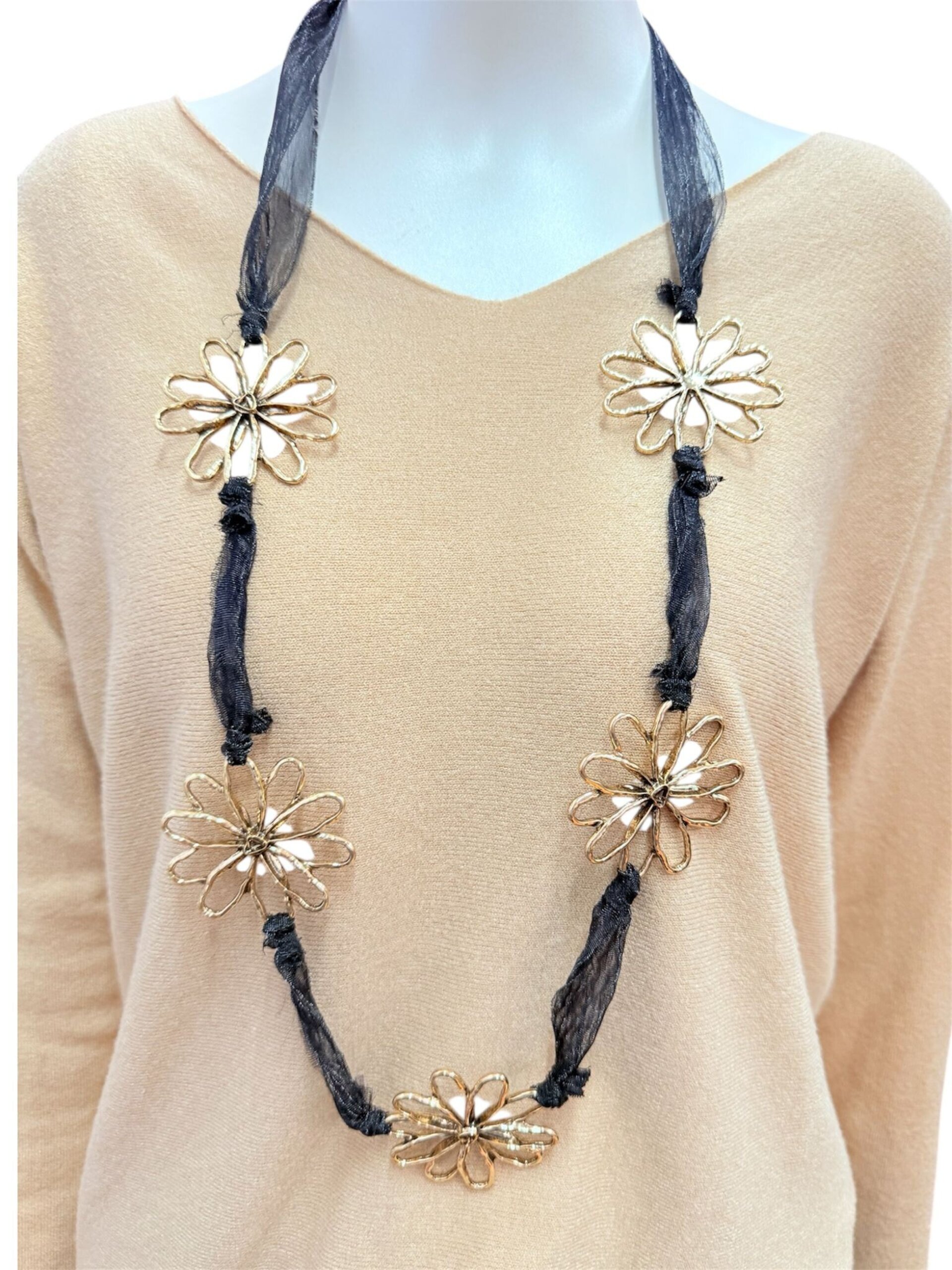 Collar flores - 2